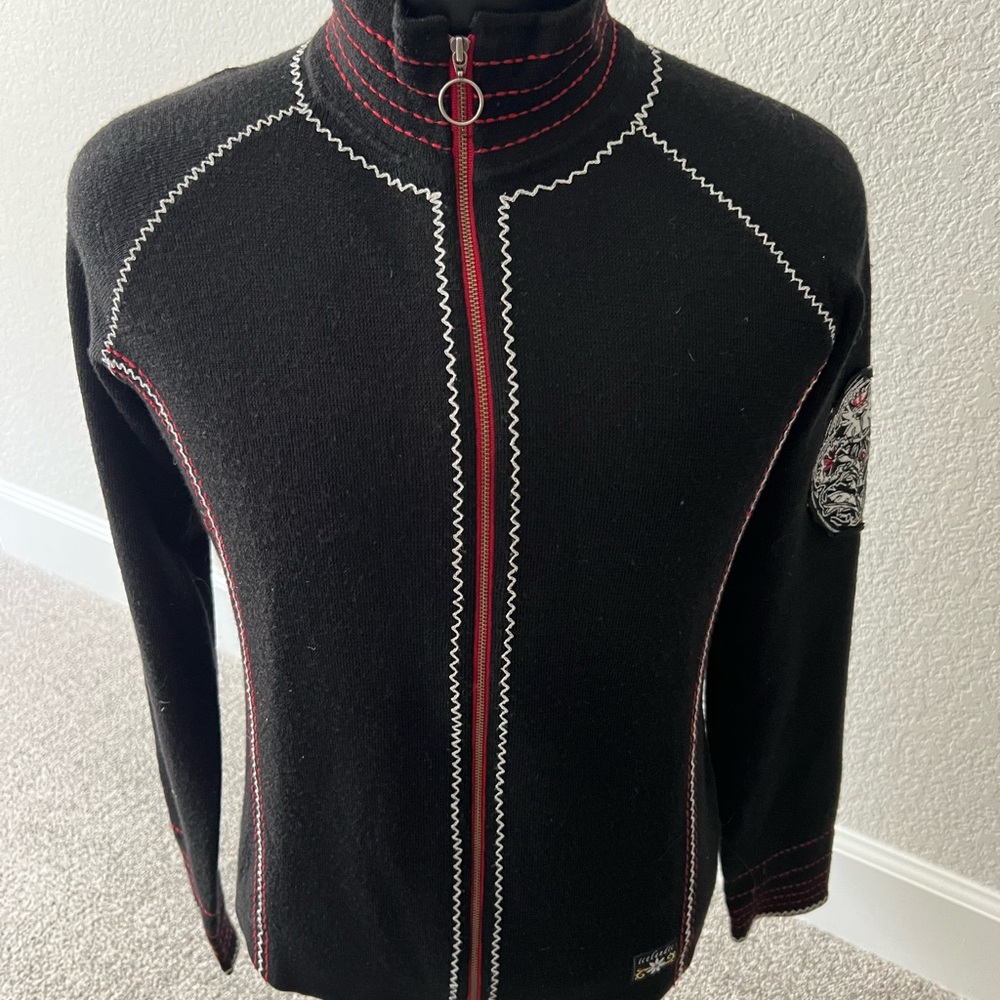 Women's Icelandic Ski Black Sweater with Red Accents